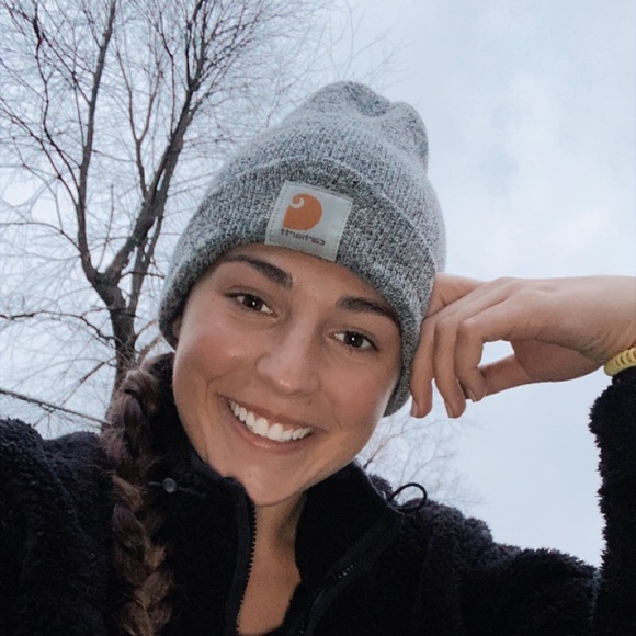 Meet your Posher, Jenn - Picture 1 of 1